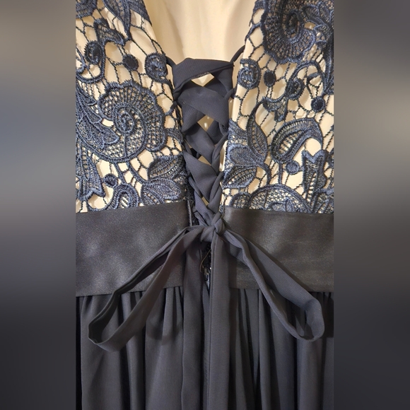 GRACE LEE Women's Long Evening Gown Lace Round Neck Prom Dress (Navy Blue)- L - Picture 5 of 7